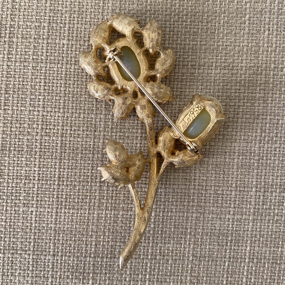 Vintage Earrings & Brooch , a Set - Picture 7 of 11